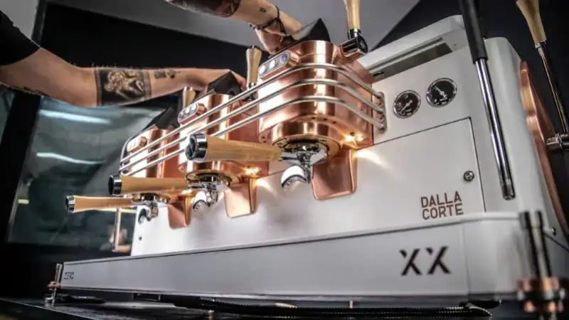 Máy pha cà phê Dalla Corte Zero Barista Anniversary 3 Group - Ảnh 3